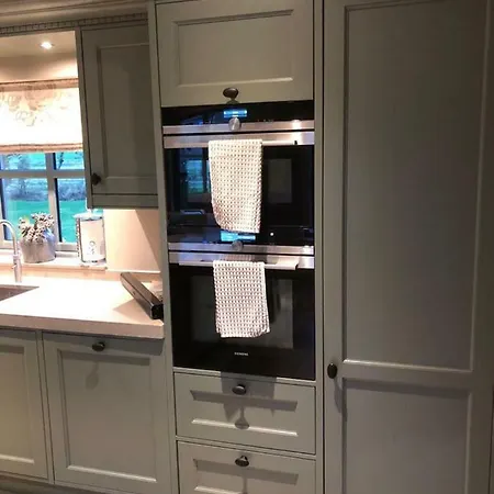 Beechwood 4, Kenmare Luxurious Living Killowen