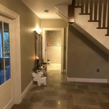 Beechwood 4, Kenmare Luxurious Living