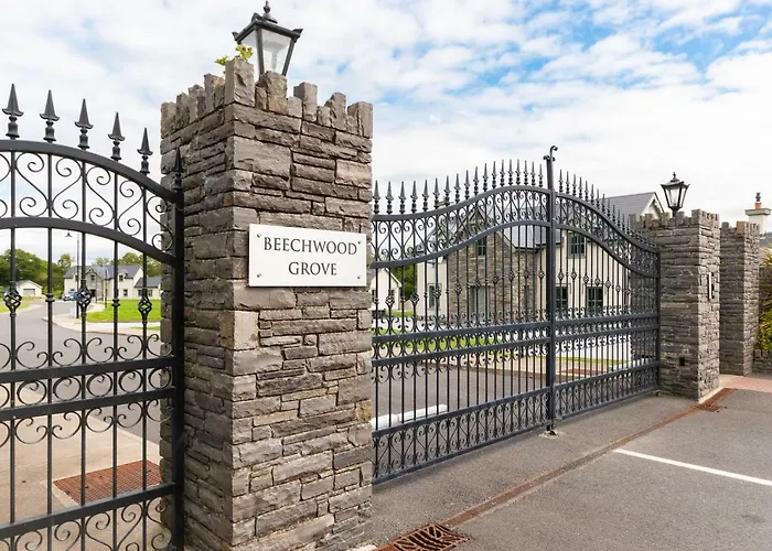 Beechwood 4, Kenmare Luxurious Living