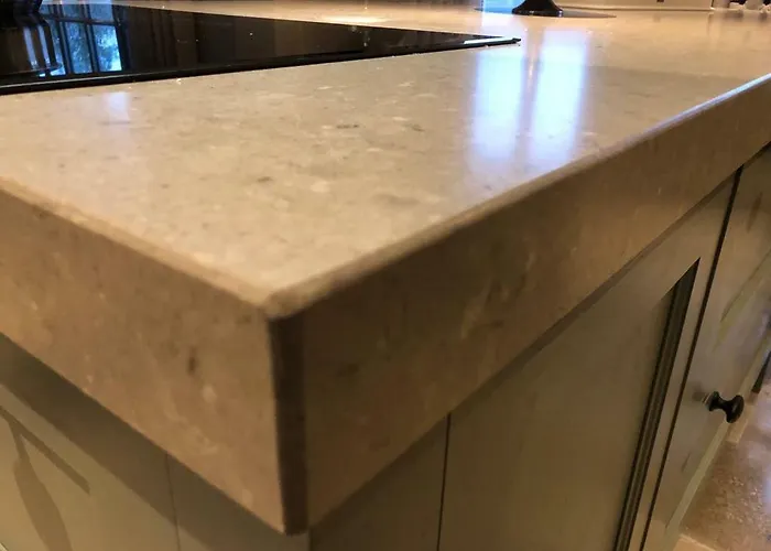 Beechwood 4, Kenmare Luxurious Living *