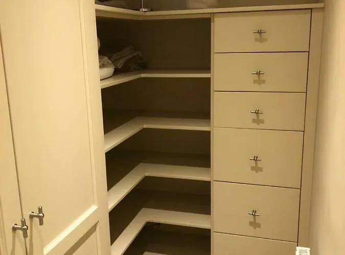 Beechwood 4, Kenmare Luxurious Living