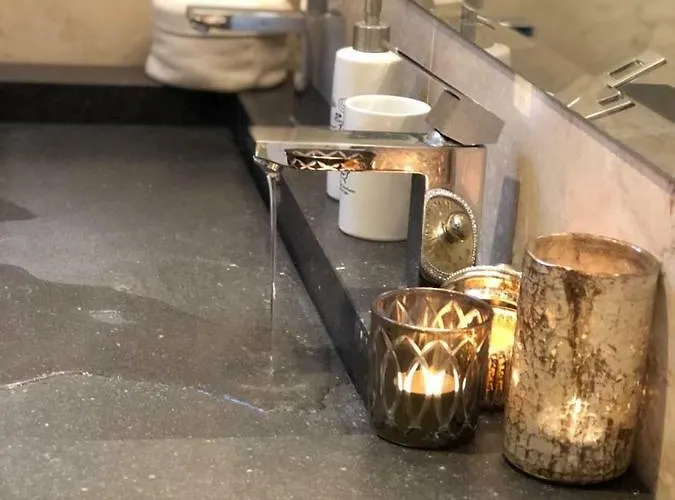 Beechwood 4, Kenmare Luxurious Living *